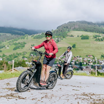 Été - Trottinette tout terrain électrique